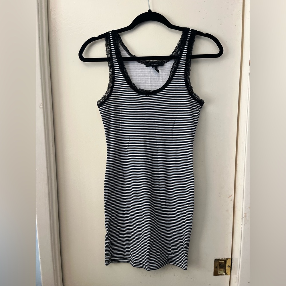 Mini dress - Picture 2 of 2